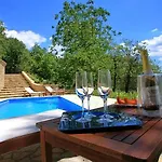 Villa Aurora *